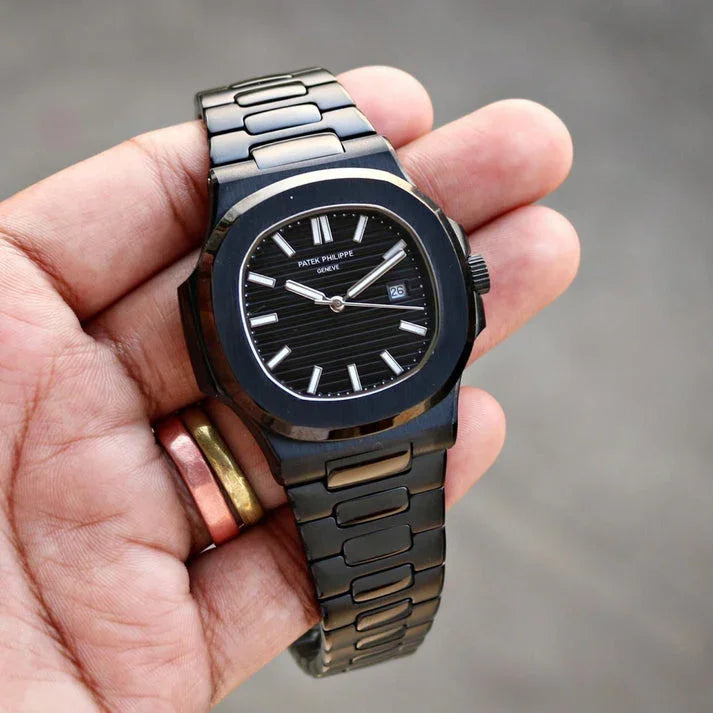 PATIK PHILLEP;BLACK DAIL NUTILUS